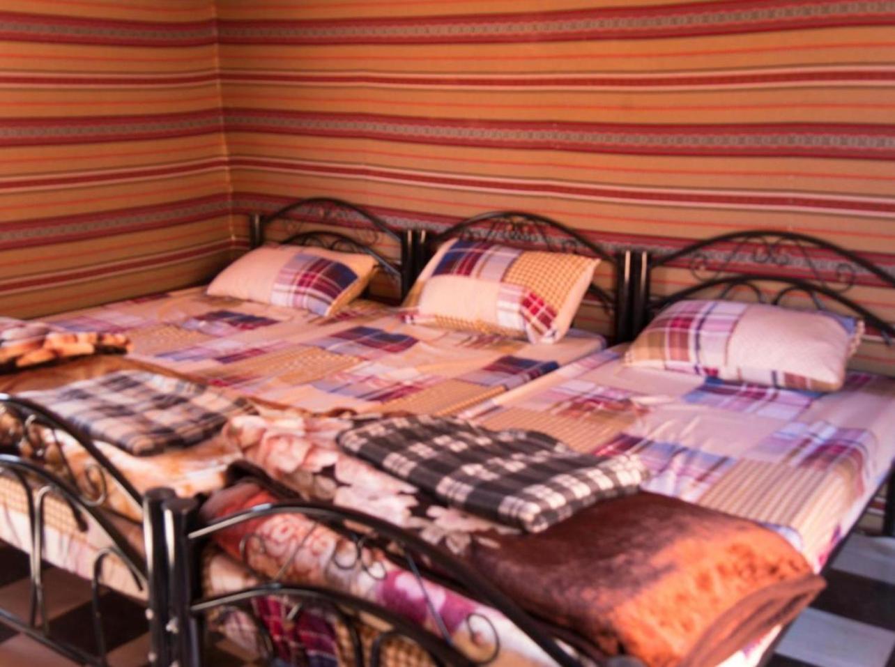 Bedouin Bunch Camp Hotell Wadi Rum Exteriör bild